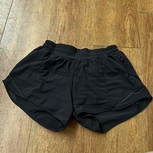 lululemon hotty hot shorts